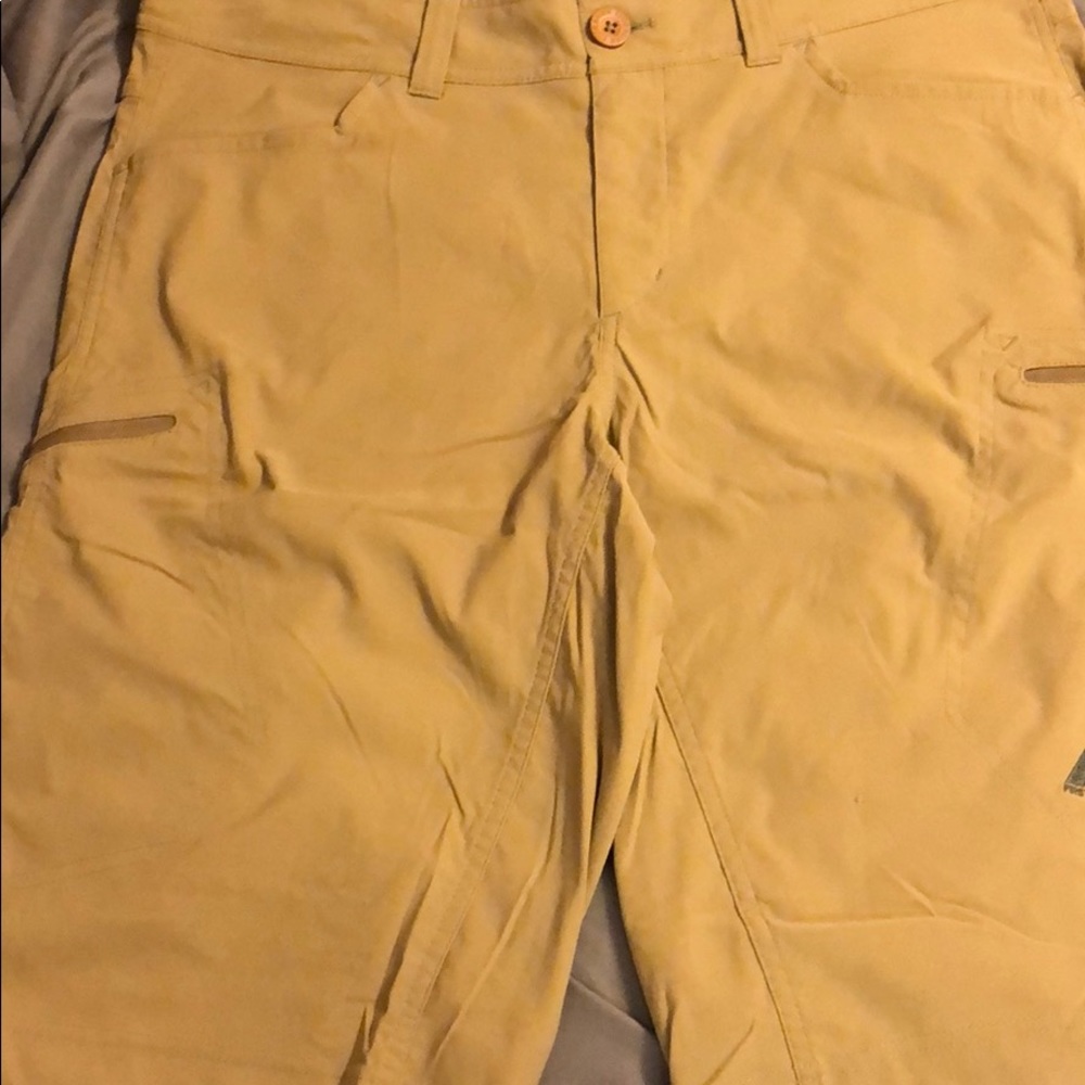 Eddie Bauer men’s size 34 shorts like new